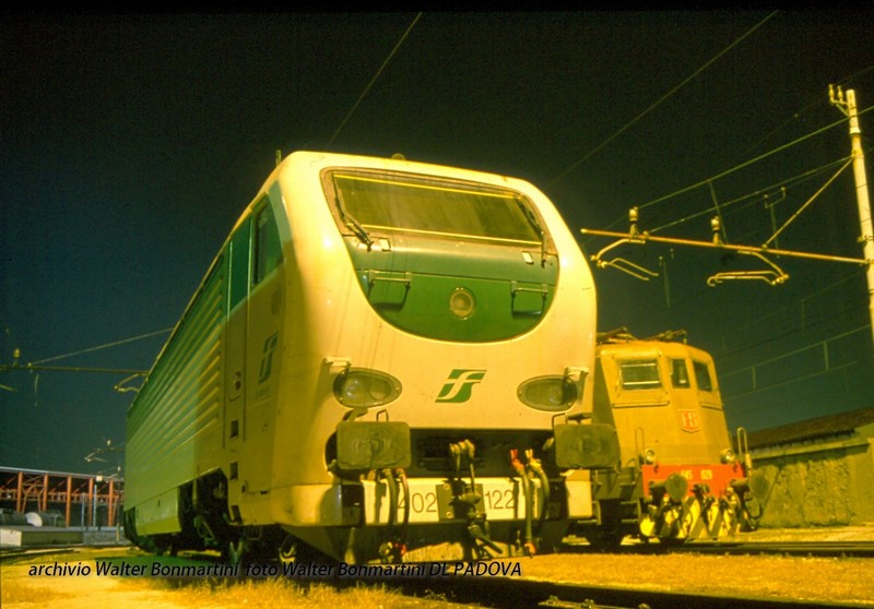 E.402B.122-_E.645.029-notturna DL Padova diapositiva diapositiva.jpg