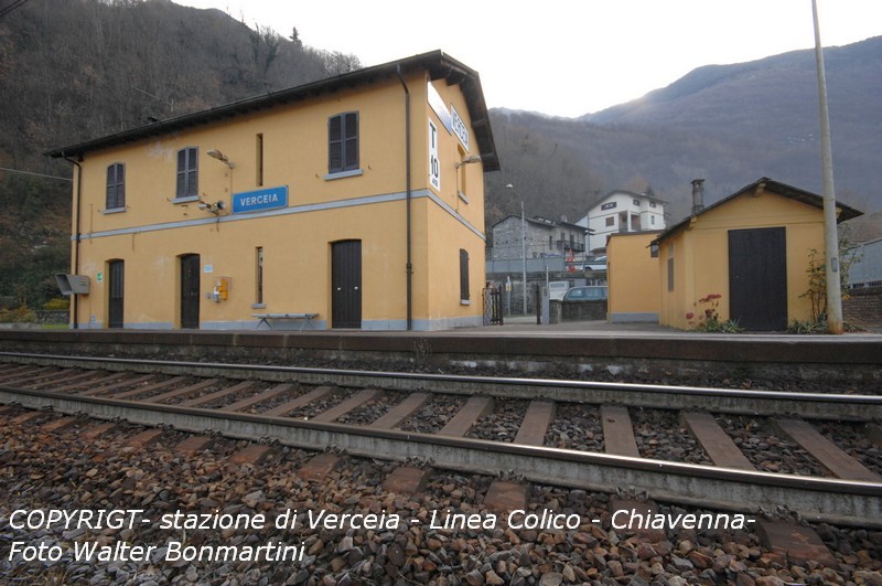 Copyrigt-stazione di Verceia linea Colico-Chiavenna-Foto Walter Bonmartini.jpg