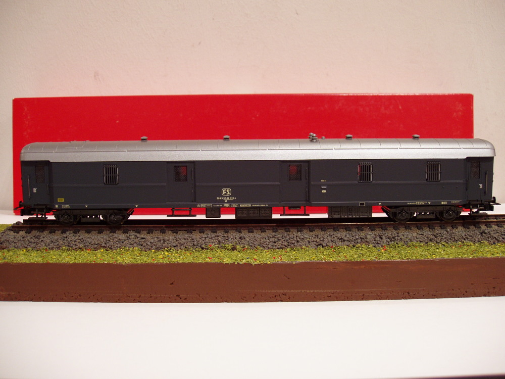 Rivarossi 2451.jpg
