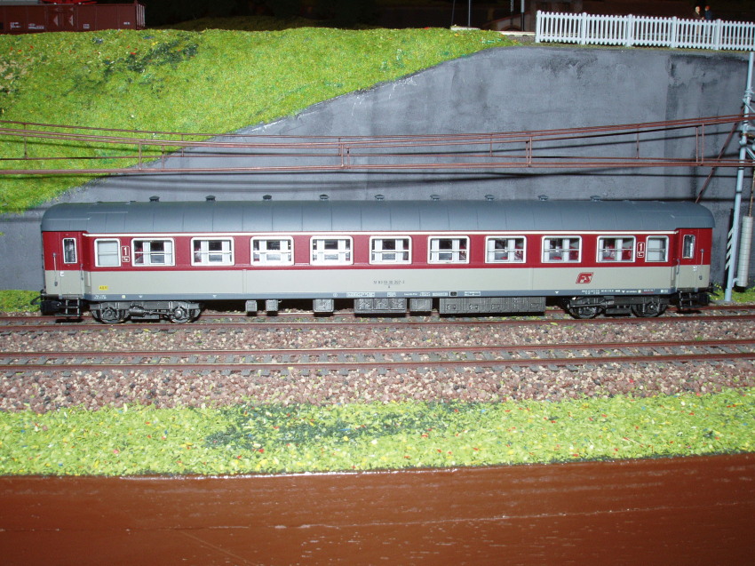 Rivarossi 3500.jpg