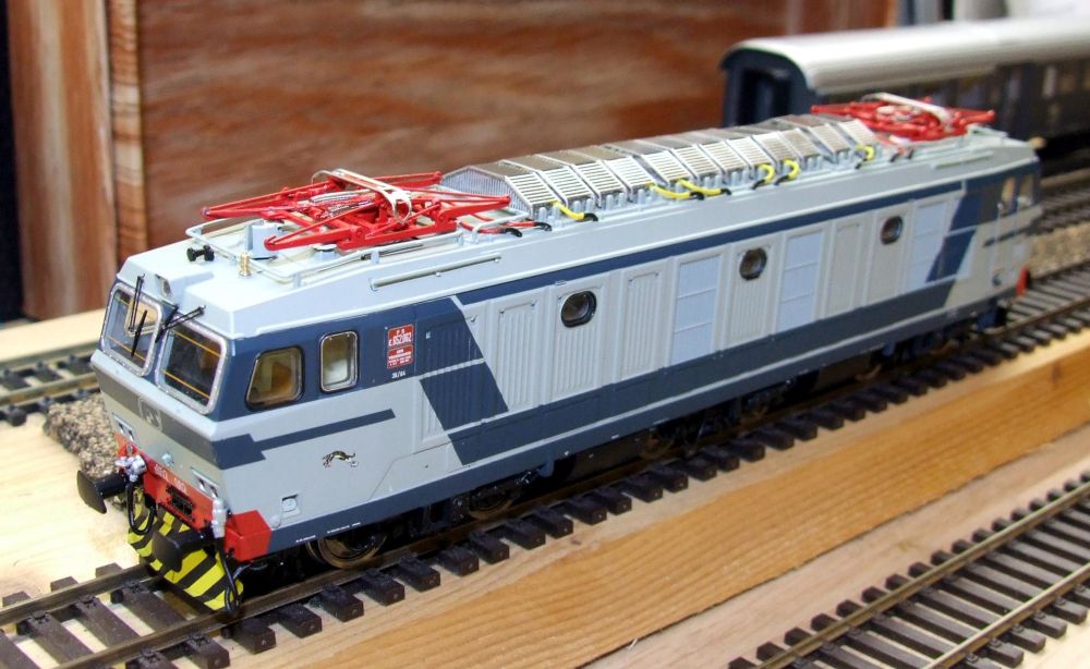 E652 (26).JPG