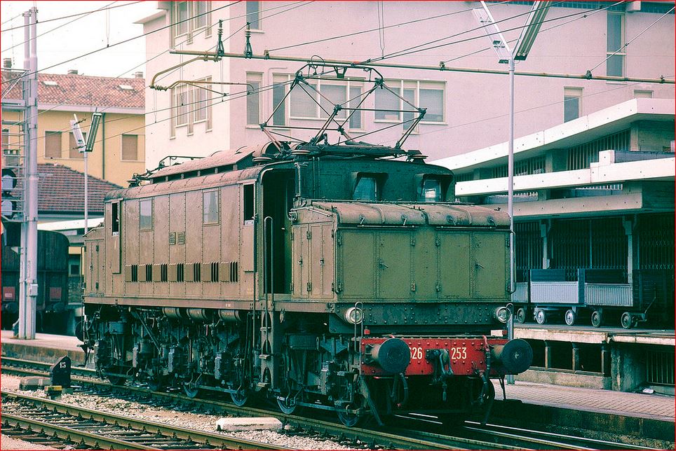 E626.253 P SN.jpg