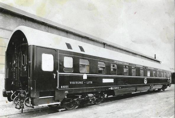 1-WL-UHANSA.jpg