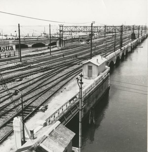 1957 004 Save0010.jpg