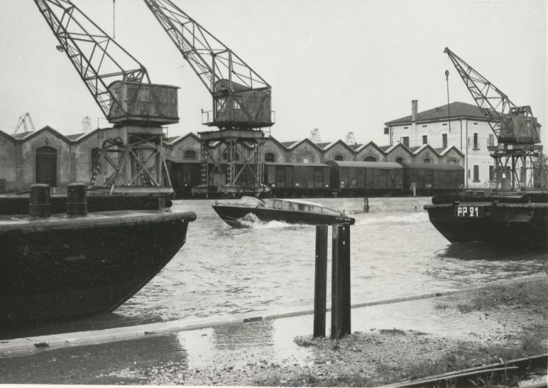 1966 60525 Save000.jpg