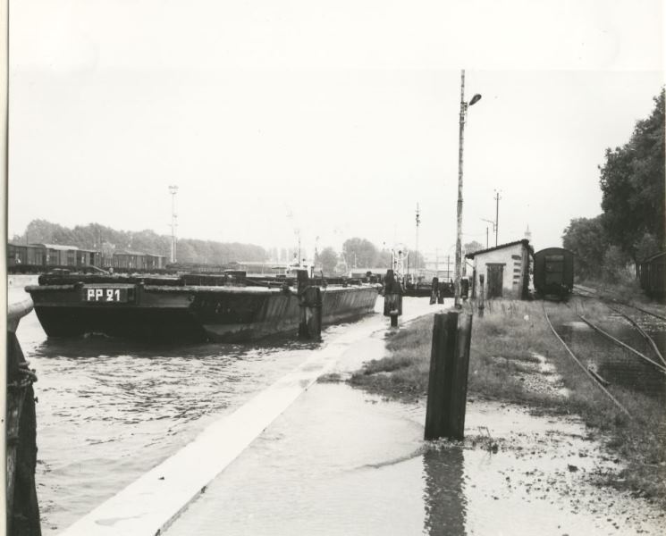 1966 60532 Save000.jpg