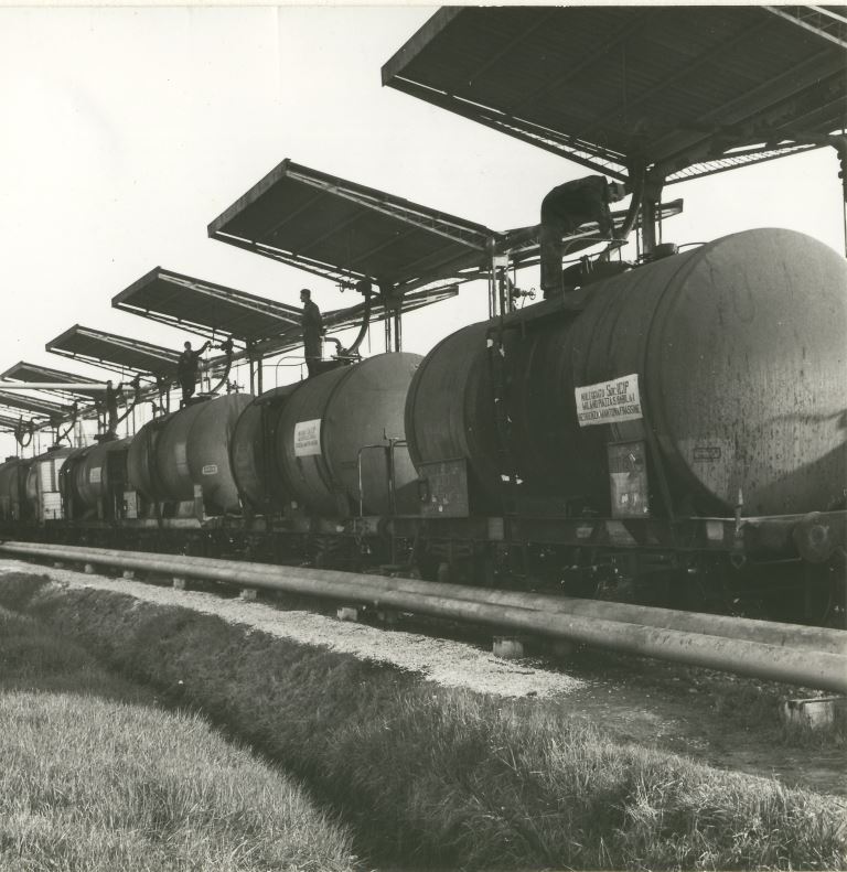 1963 26962 raccordi industrie chimiche italiane petroli Save0001.jpg