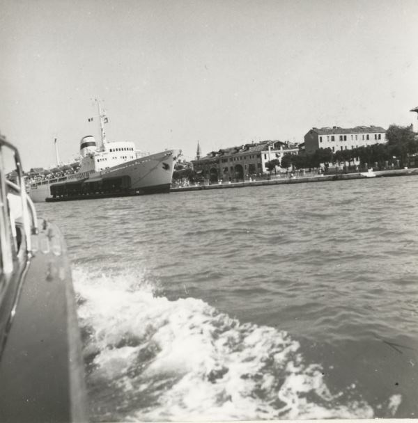 1966 35832 Save0004 (2).jpg