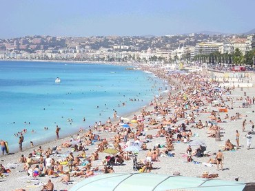 spiaggia_folla.jpg