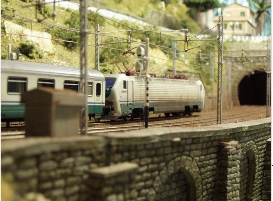 Verso Spezia uscita galleria S.Letizia.JPG