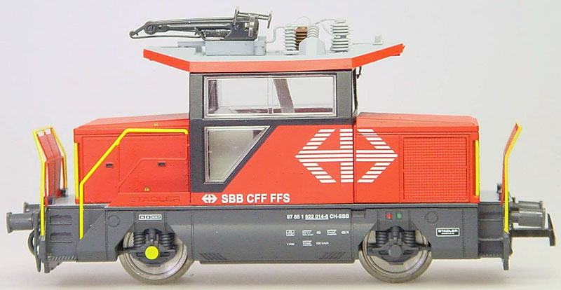 Ee_922-ZH-01.jpg
