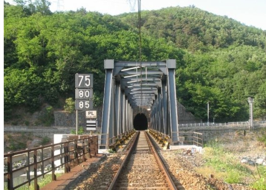 viadotto frontale 2.jpg