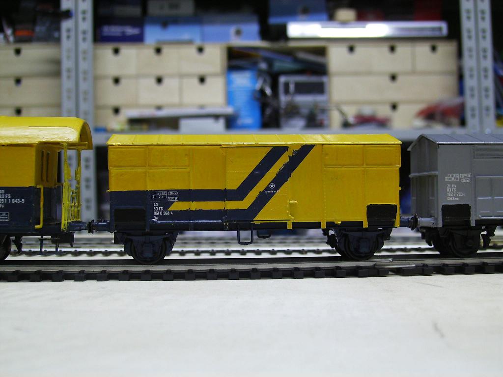 appoggio giallo 2 rid.JPG