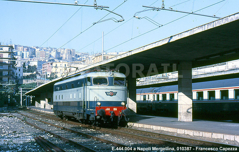 444004B.jpg