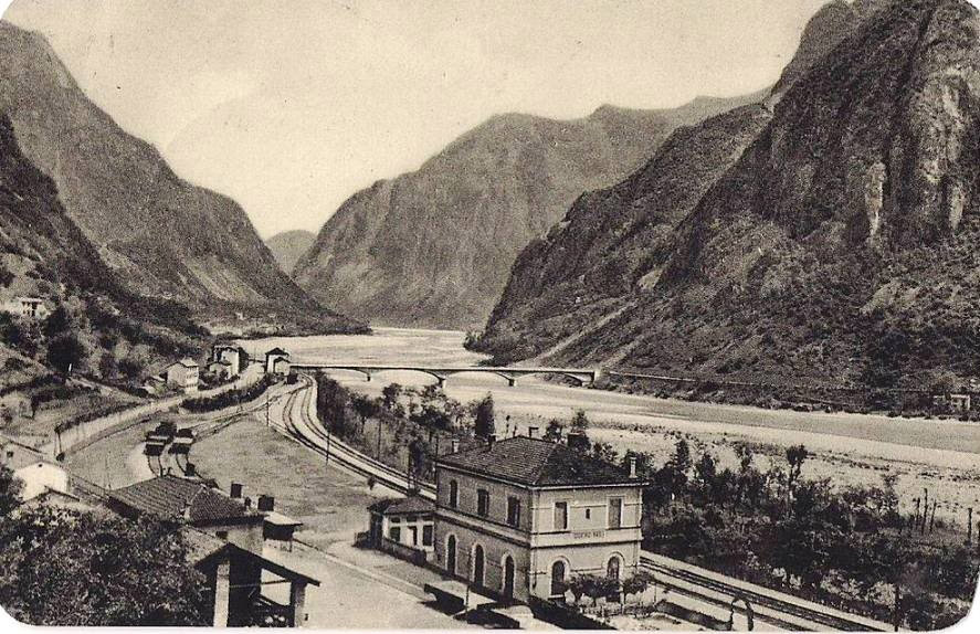 Stazione di Quero - cartolina - rid.jpg
