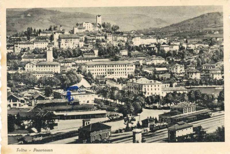 000 002 panorama Feltre.jpg