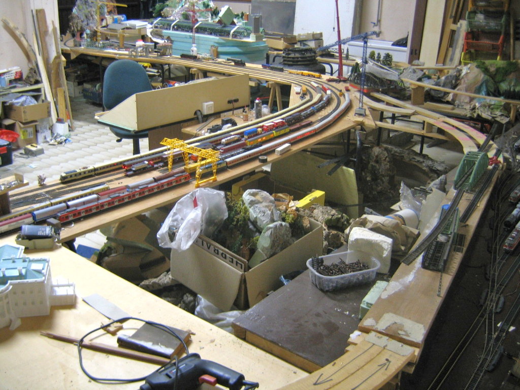 005F.JPG