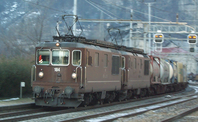 100-0365--.jpg