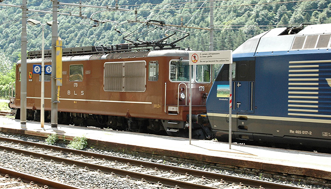 DSC_3073--.jpg
