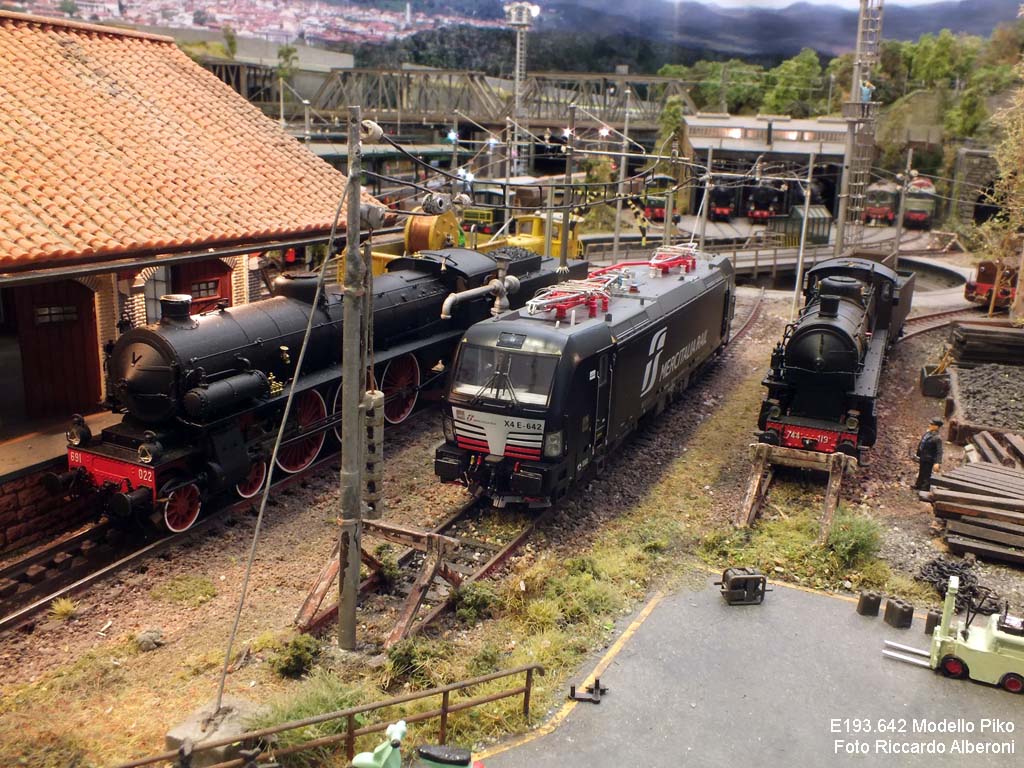 E193.642 002.jpg
