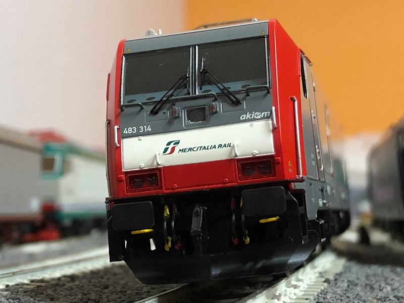 Traxx mir2.jpg