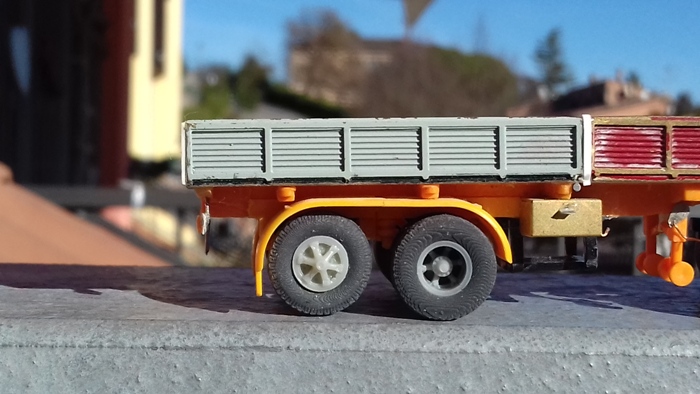 682t1.jpg