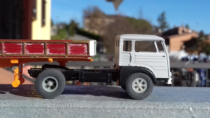 682t3.jpg