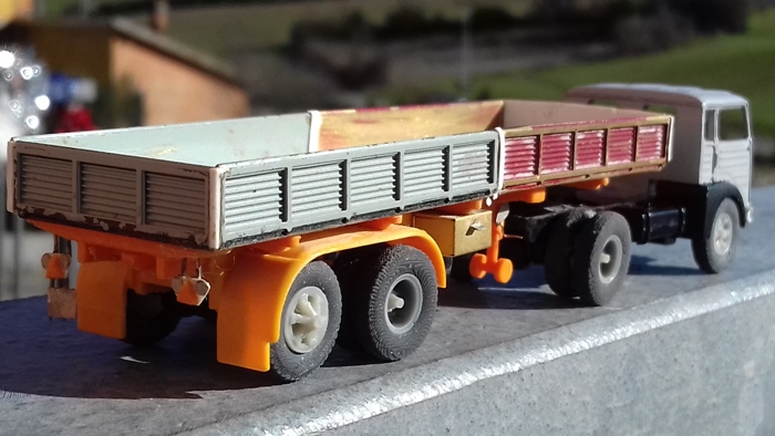 682t4.jpg