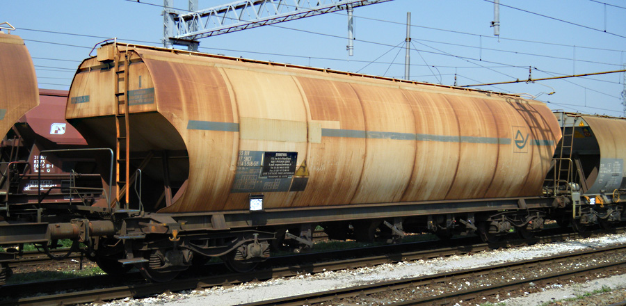 33 87 934 5 918-5 2011 Fossano.jpg