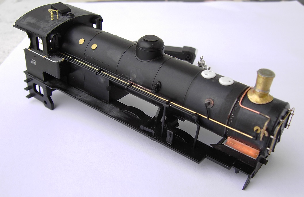 GR 687 001-05.jpg