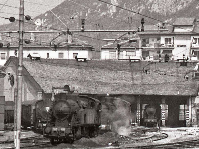 001 940.041 1975.08.14 940.038 625.000 DL Trento rotonda Niek Opdam.jpg