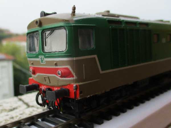 D445 1011 - 2.JPG