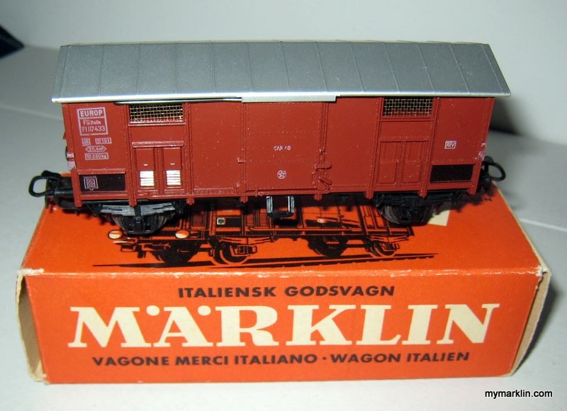 Marklin-4550-Carro-chiuso-FS-Italia.jpg