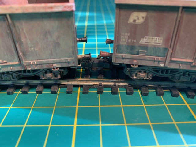 C1. curva normale tesa.jpg