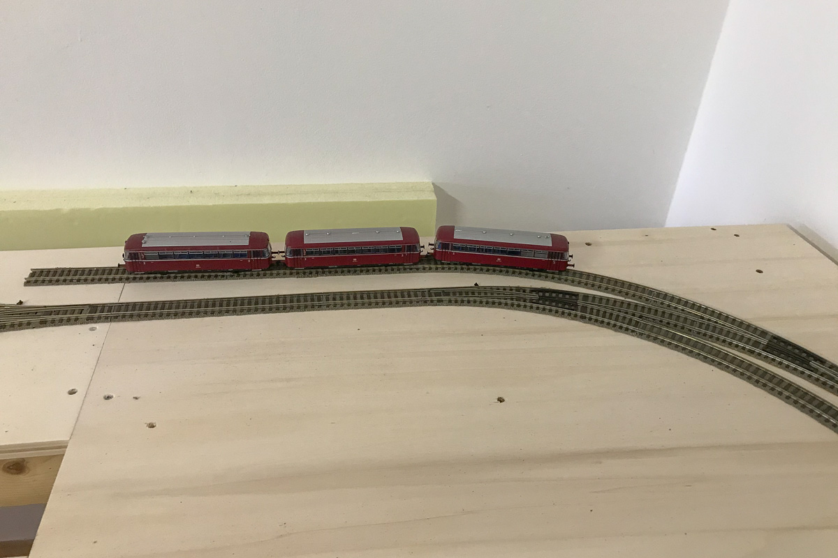 soluzione con deviatoi curvi.jpg