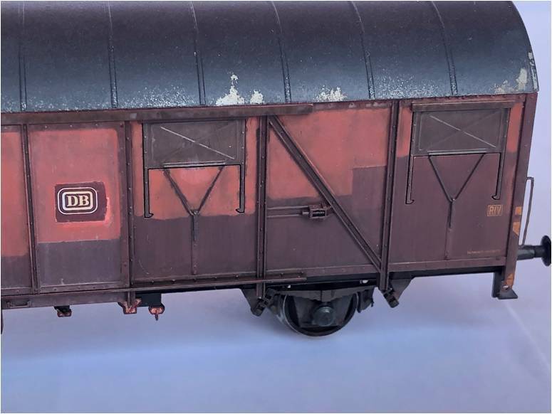 Carro DB Gbrs-v Roco Chipping tetto 2 (FILEminimizer).jpg