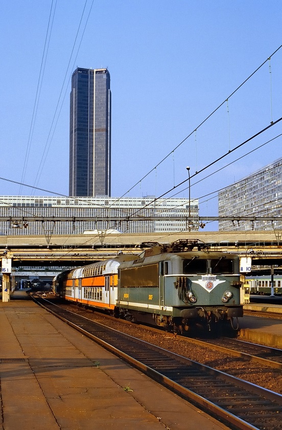 1984 16199 F. by Maarten van der Velden.jpg