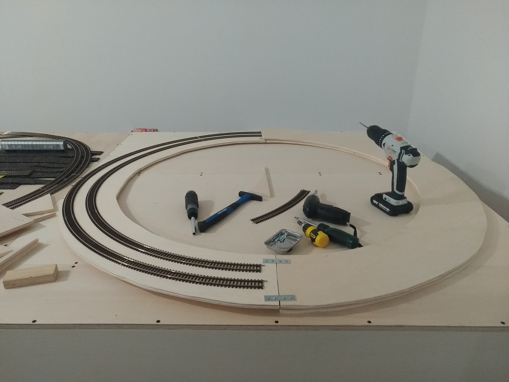 elicoidale semicerchi.jpg