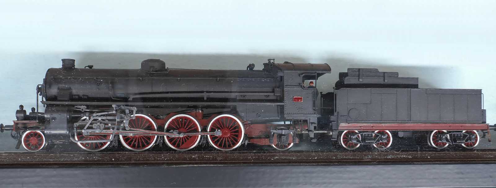 GR746 048 Rivarossi.jpg