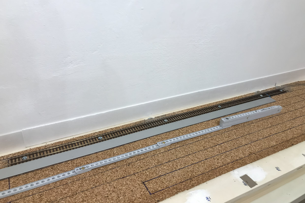 2022 05 04 - posa primo binario.jpg