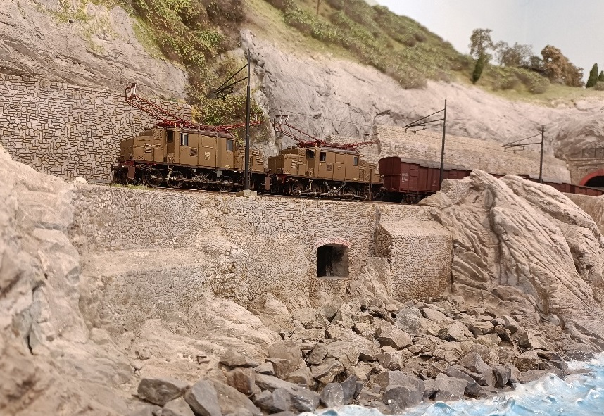 554029+072.jpg