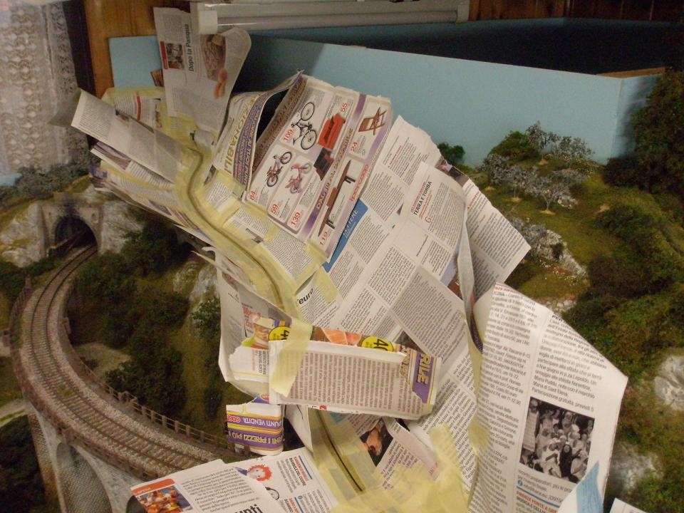 468.54 le strisce per terra.JPG