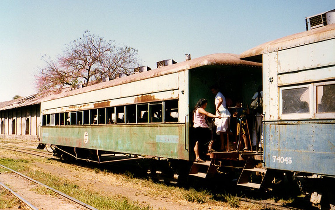 fenadesal treno pendolari.jpg