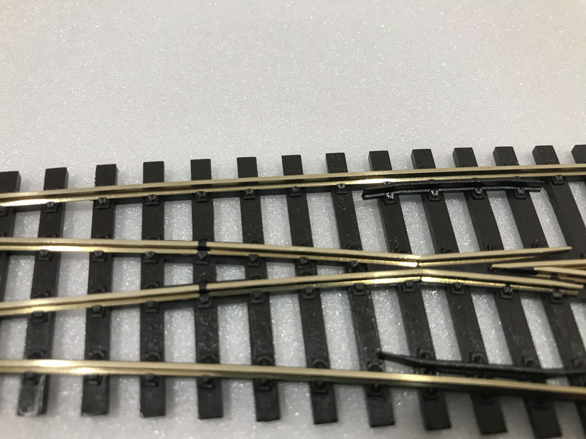 deviatoio dritto H0 sopra.jpg