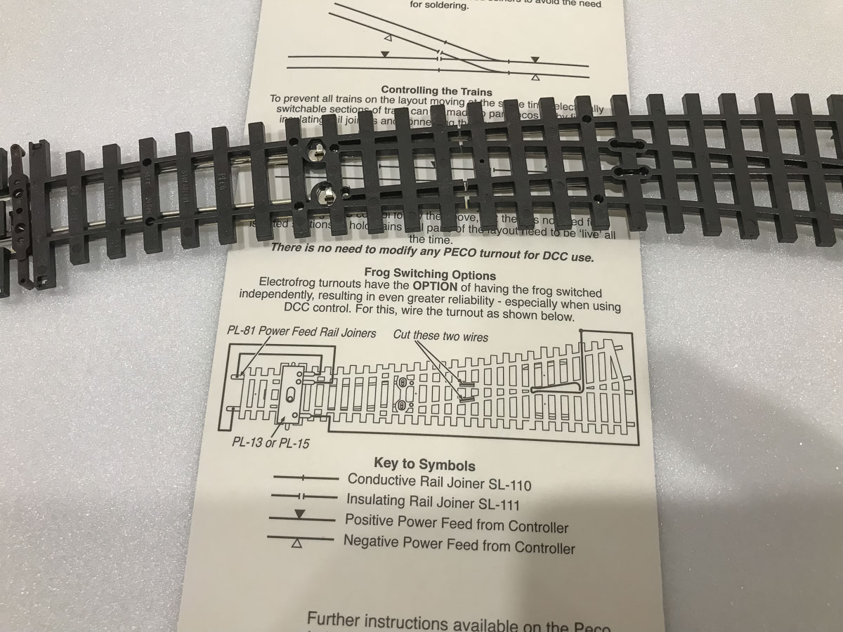 deviatoio curvo H0m sotto.jpg