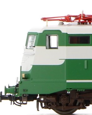 HR2738.jpg