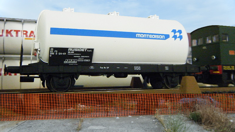 Carro_U_Montedison.JPG