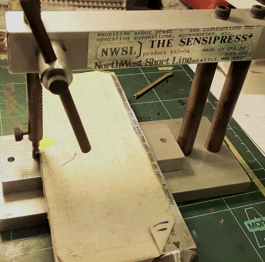 Punzonatura flangia .jpg