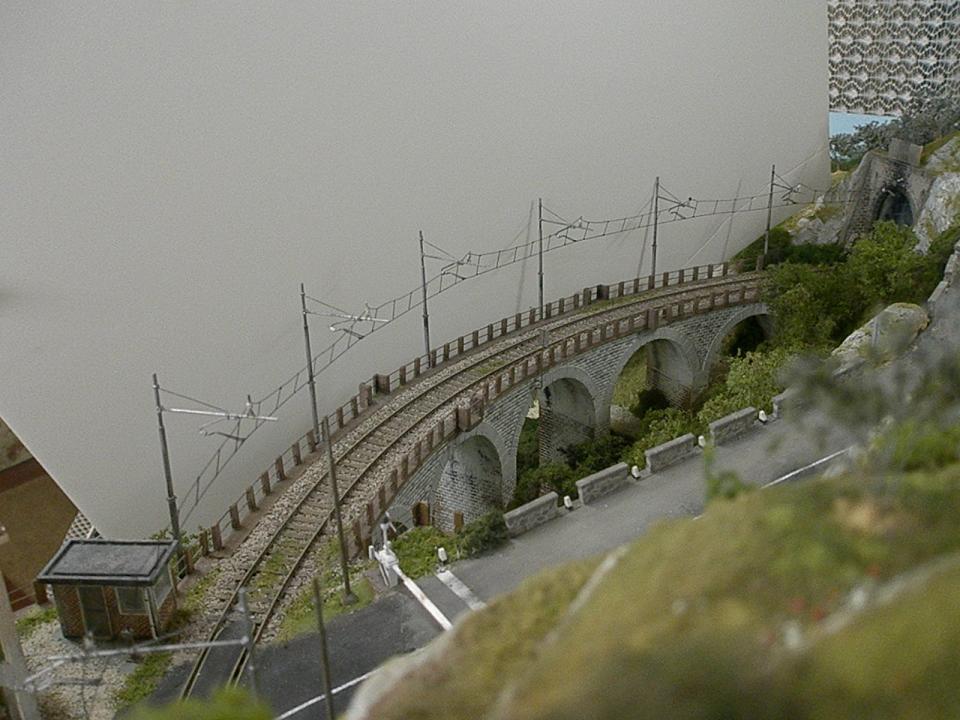 532.59 CATENARIA.JPG