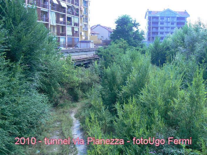 Tunnel via Borsi.JPG